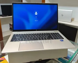 New Laptop HP 16GB Intel Core i5 SSD 512GB