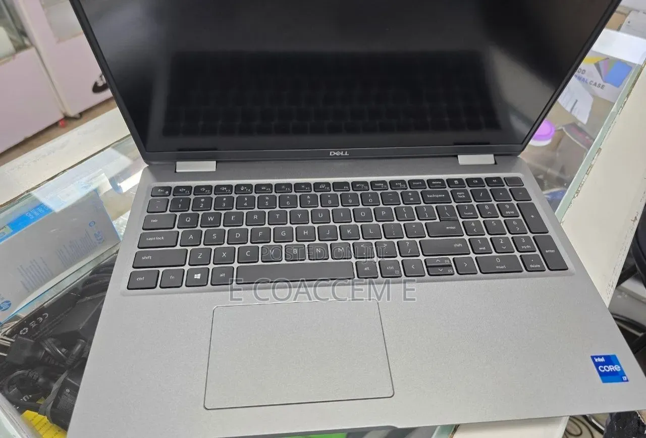 New Laptop Dell 8GB Intel Core i7 SSD 512GB