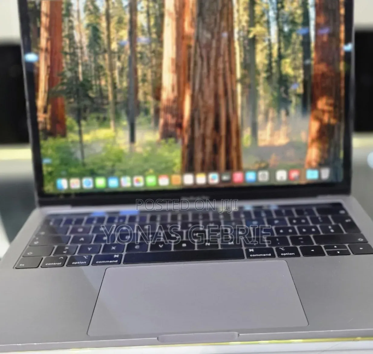 New Laptop Apple MacBook 8GB Intel Core i5 SSD 128GB