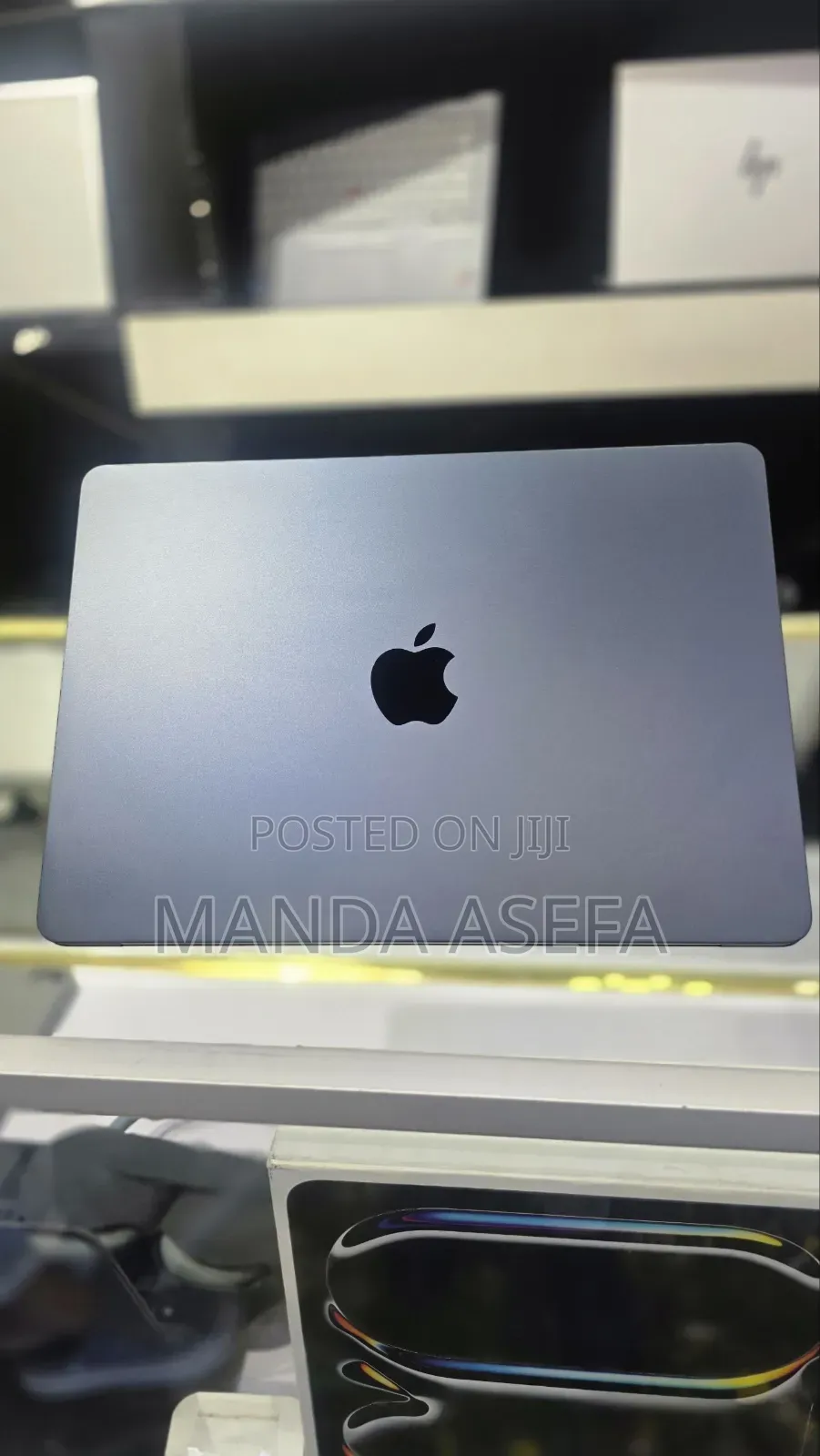 New Laptop Apple MacBook Air 2024 M3 8GB Apple M3 SSD 256GB