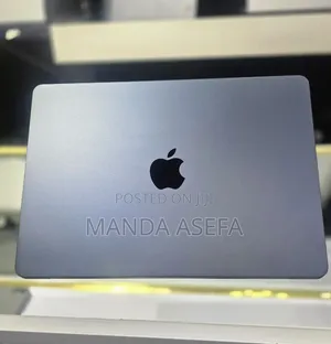 New Laptop Apple MacBook Air 2024 M3 8GB Apple M3 SSD 256GB