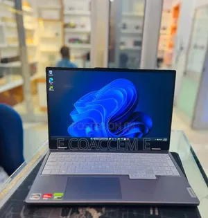 New Laptop Lenovo 16GB AMD Ryzen 7 SSD 1T