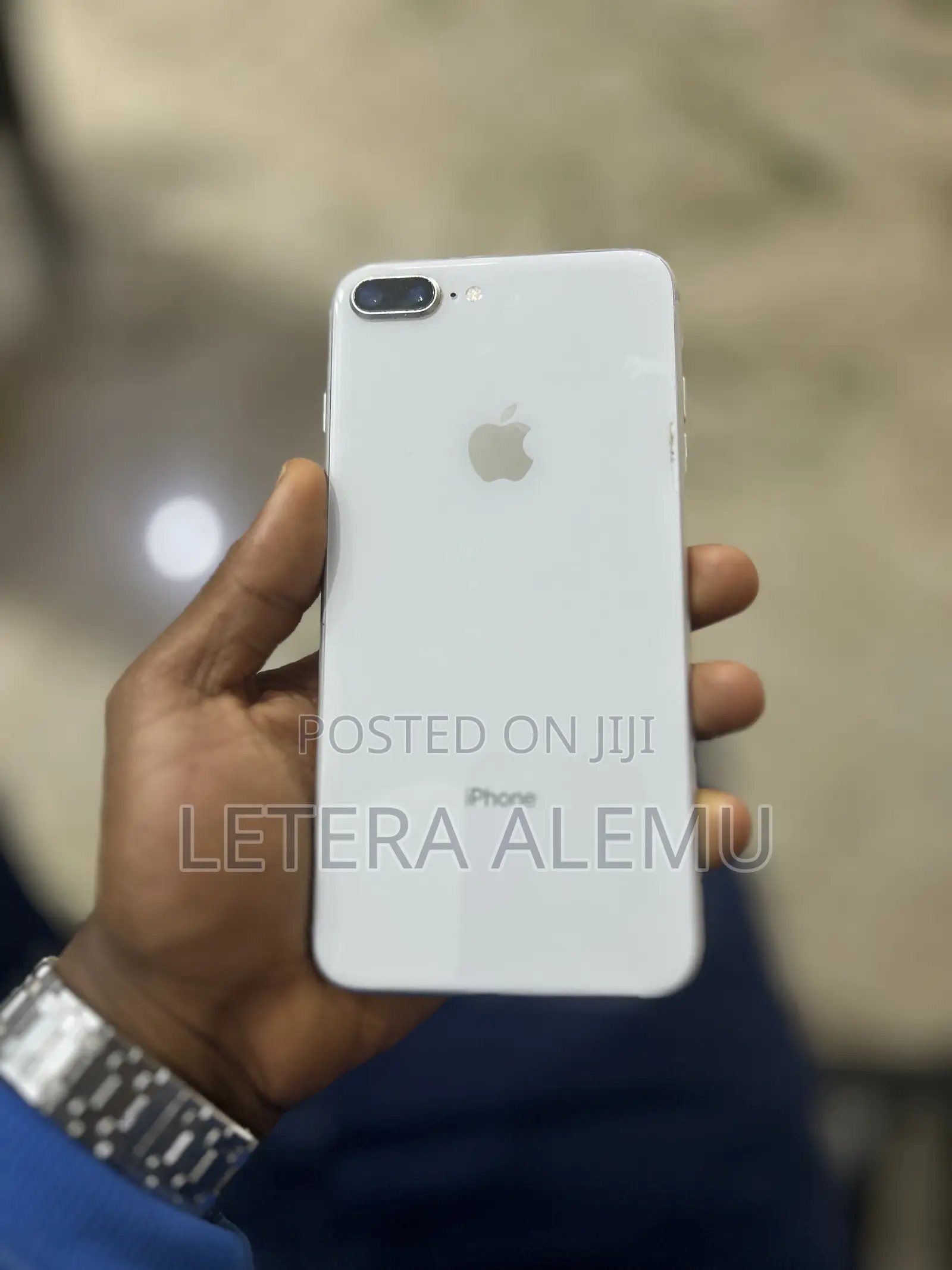 New Apple iPhone 8 Plus 64 GB White