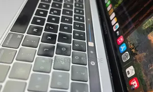 New Laptop Apple MacBook Air 2019 8GB Intel Core i5 SSD 128GB