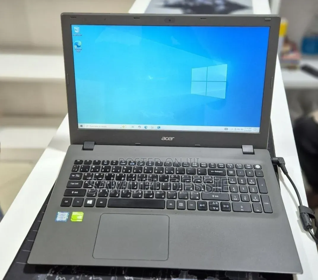 New Laptop Acer Aspire 5 8GB Intel Core i5 HDD 1T