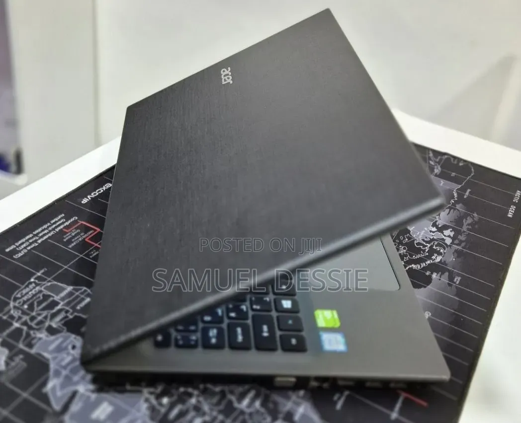 New Laptop Acer Aspire 5 8GB Intel Core i5 HDD 1T