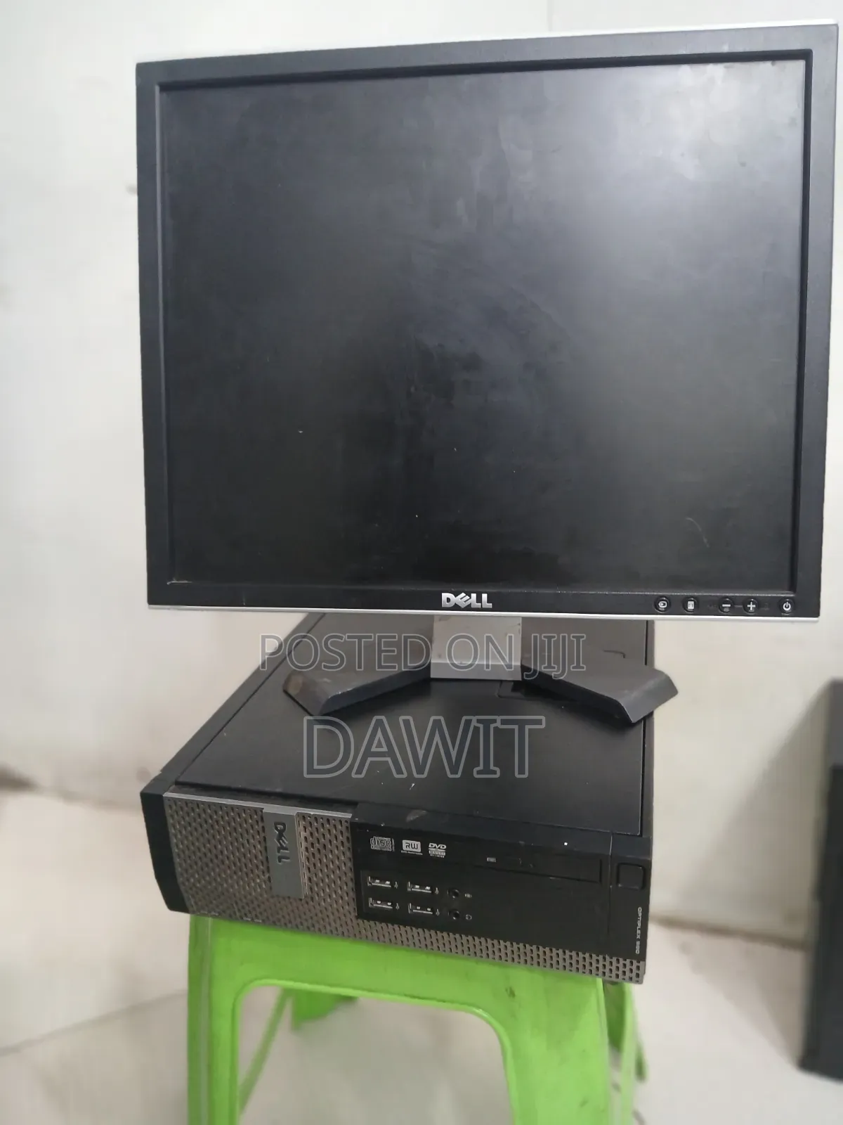 Desktop Computer Dell OptiPlex 790 4GB Intel Core i5 HDD 512GB