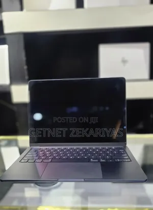 New Laptop Apple MacBook Air 8GB Apple M3 SSD 256GB