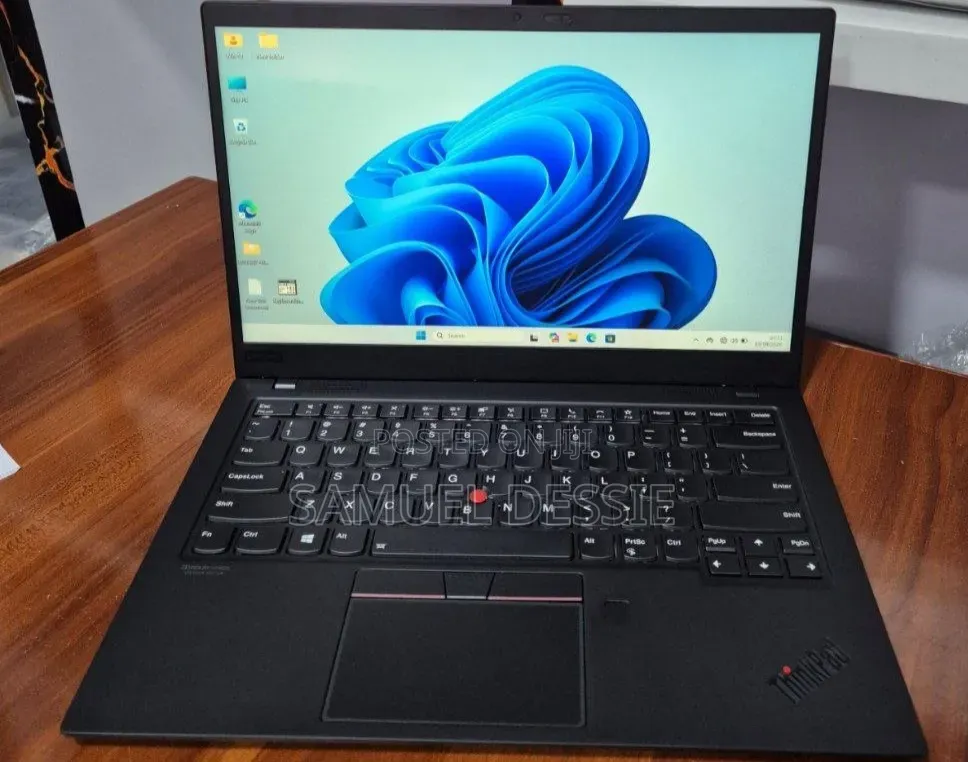 New Laptop Lenovo ThinkPad X1 Carbon 16GB Intel Core i7 SSD 512GB