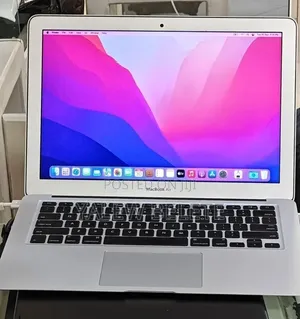 New Laptop Apple MacBook Air 2017 8GB Intel Core i7 SSD 128GB