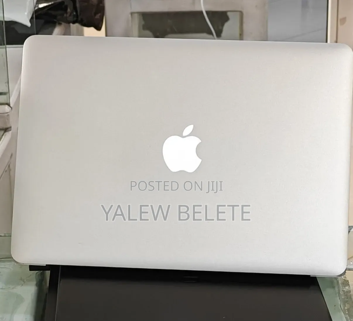 New Laptop Apple MacBook Air 2017 8GB Intel Core i7 SSD 128GB