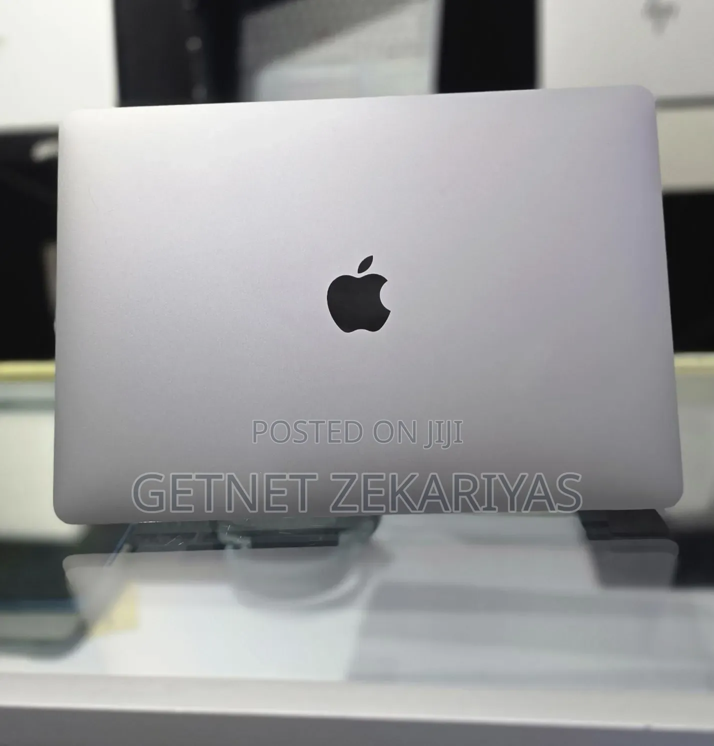 New Laptop Apple MacBook Pro 16GB Apple M1 Pro SSD 1T