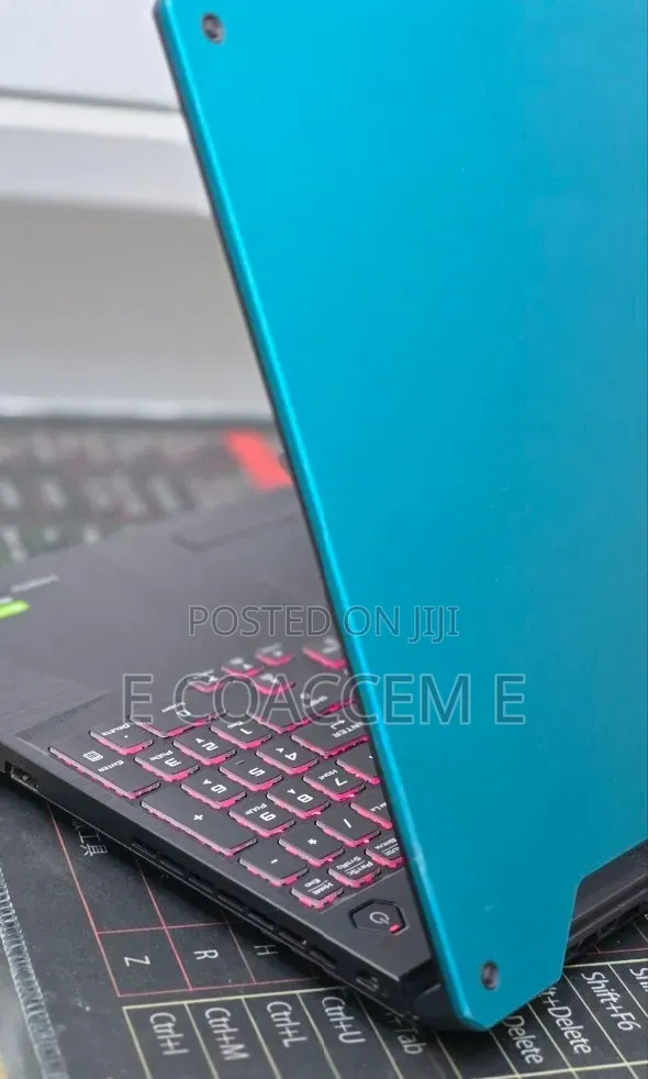 New Laptop Asus 16GB AMD Ryzen 9 SSD 512GB