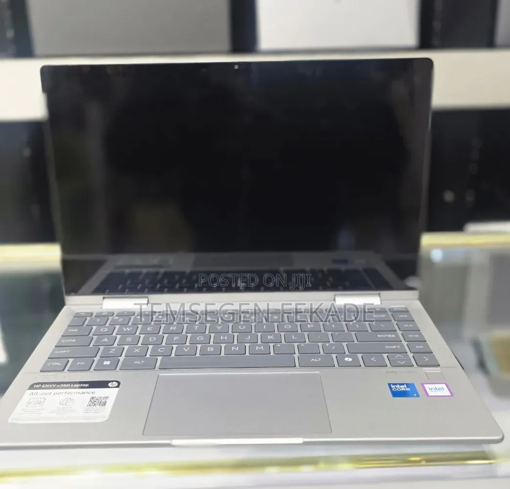 New Laptop HP Envy x360 16GB Intel Core 7 SSD 1T