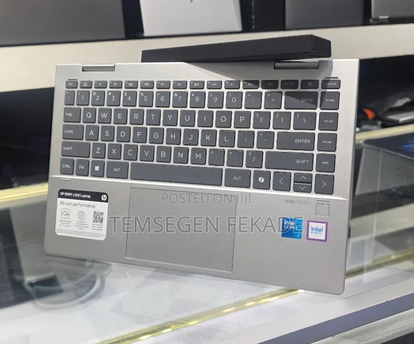 New Laptop HP Envy x360 16GB Intel Core 7 SSD 1T
