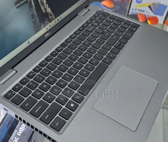 New Laptop Dell 16GB Intel Core i7 SSD 512GB