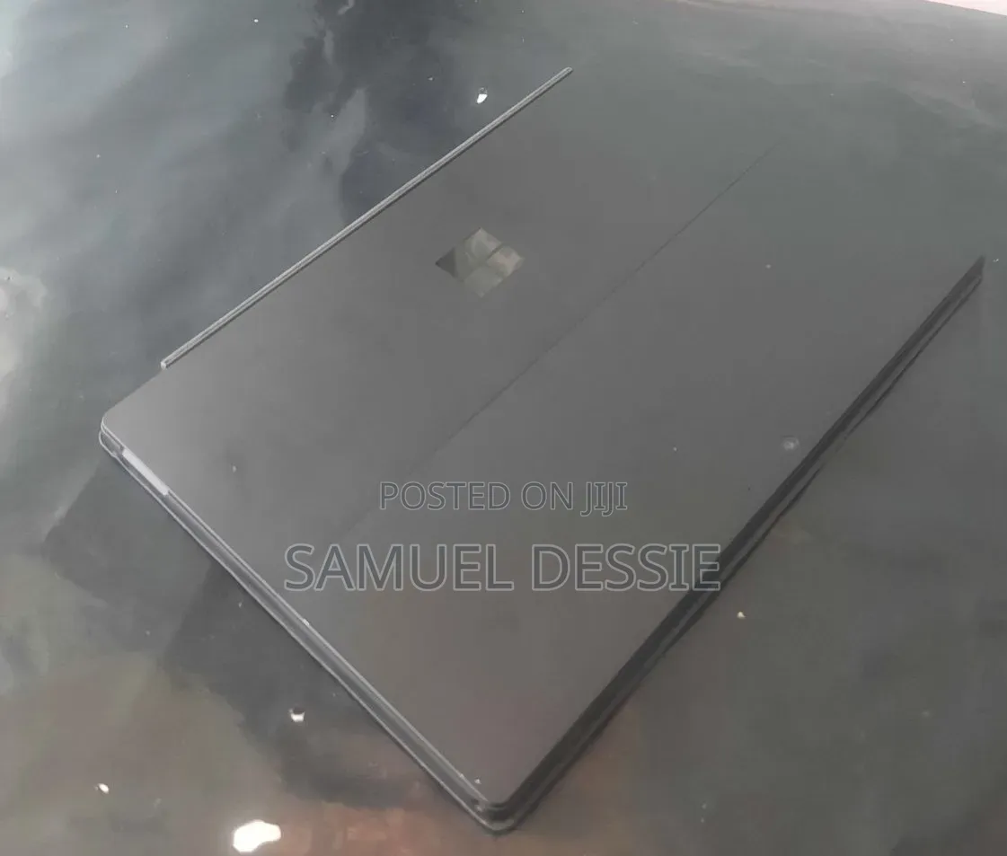 New Laptop Microsoft Surface Pro 6 8GB Intel Core i5 SSD 256GB