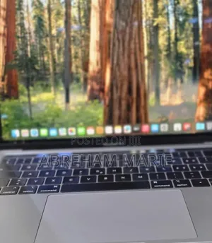 New Laptop Apple MacBook Pro 2019 8GB Intel Core i5 SSD 128GB