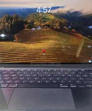 New Laptop Apple MacBook Air 2024 M3 8GB Intel Core M3 SSD 256GB