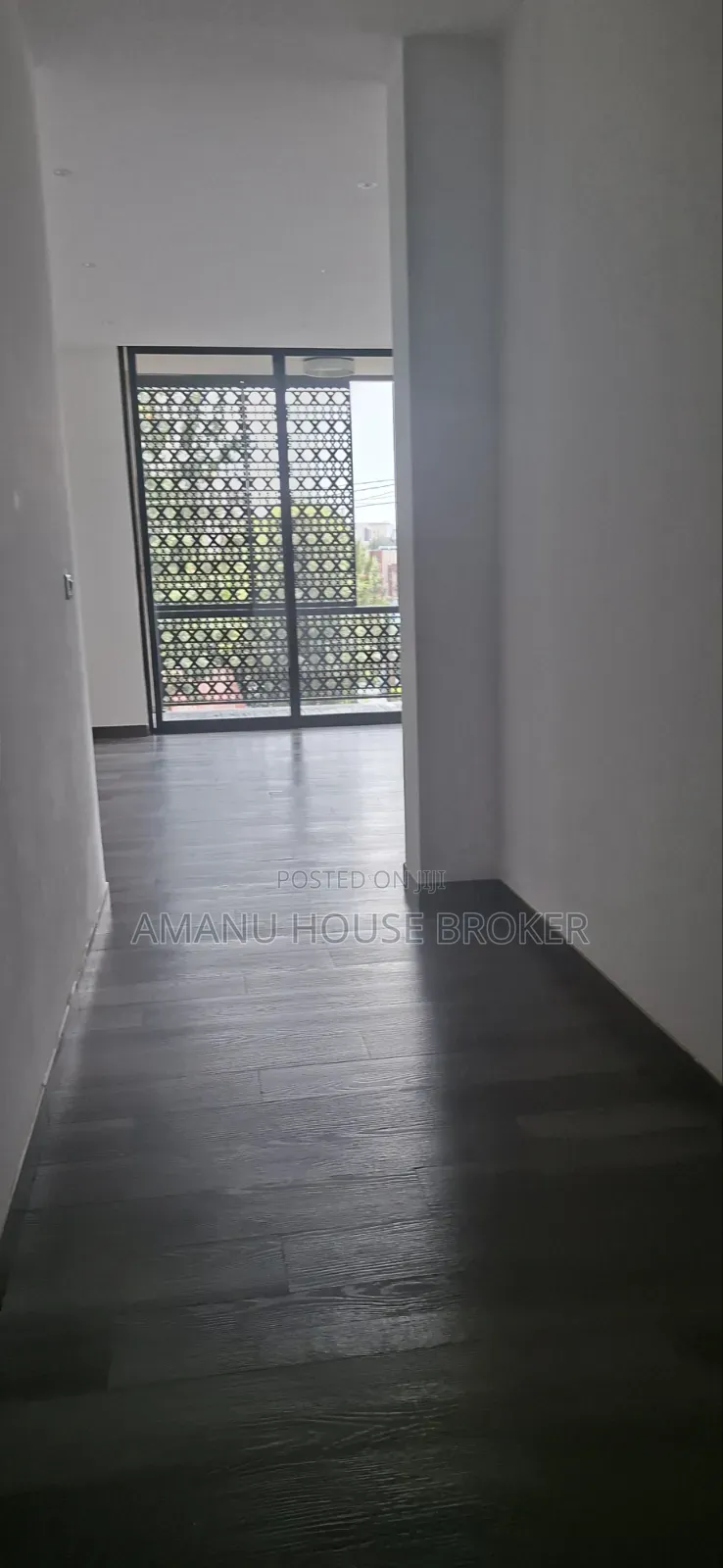 13bdrm Apartment in Addis Ababa, Kirkos for rent