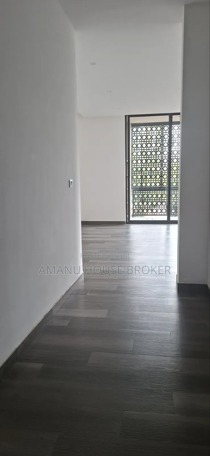 13bdrm Apartment in Addis Ababa, Kirkos for rent