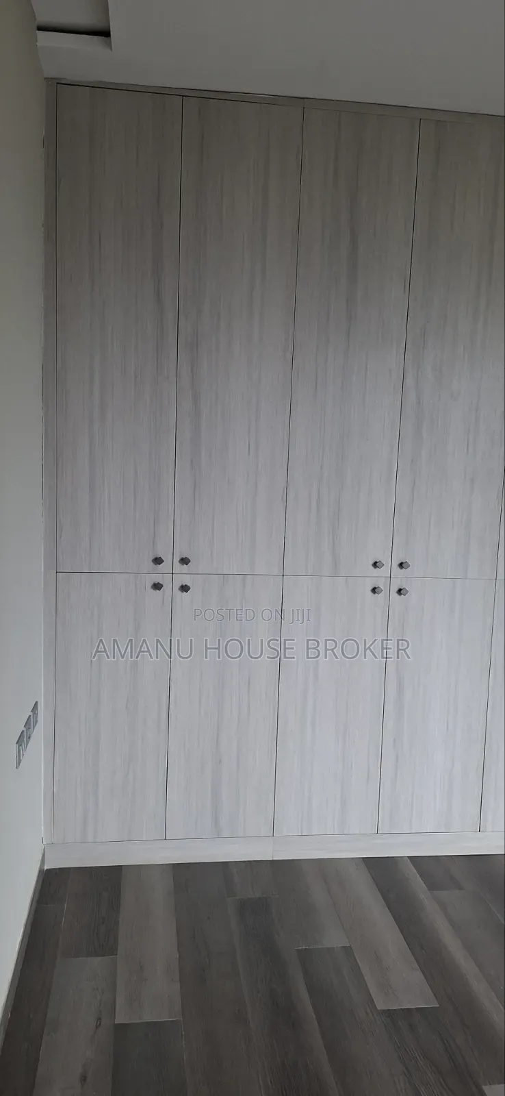 13bdrm Apartment in Addis Ababa, Kirkos for rent