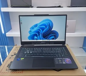 New Laptop MSI Cyborg 15 16GB Intel Core i7 SSD 1T