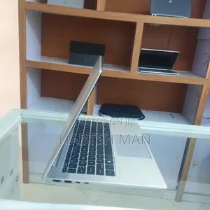 New Laptop HP EliteBook 840 G10 16GB Intel Core i7 SSD 512GB