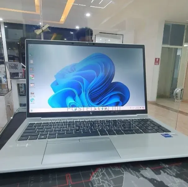 New Laptop HP EliteBook 850 G8 16GB Intel Core i7 SSD 512GB