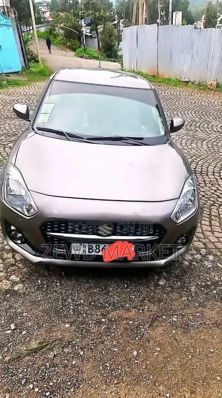 Suzuki Swift 2021 Gray