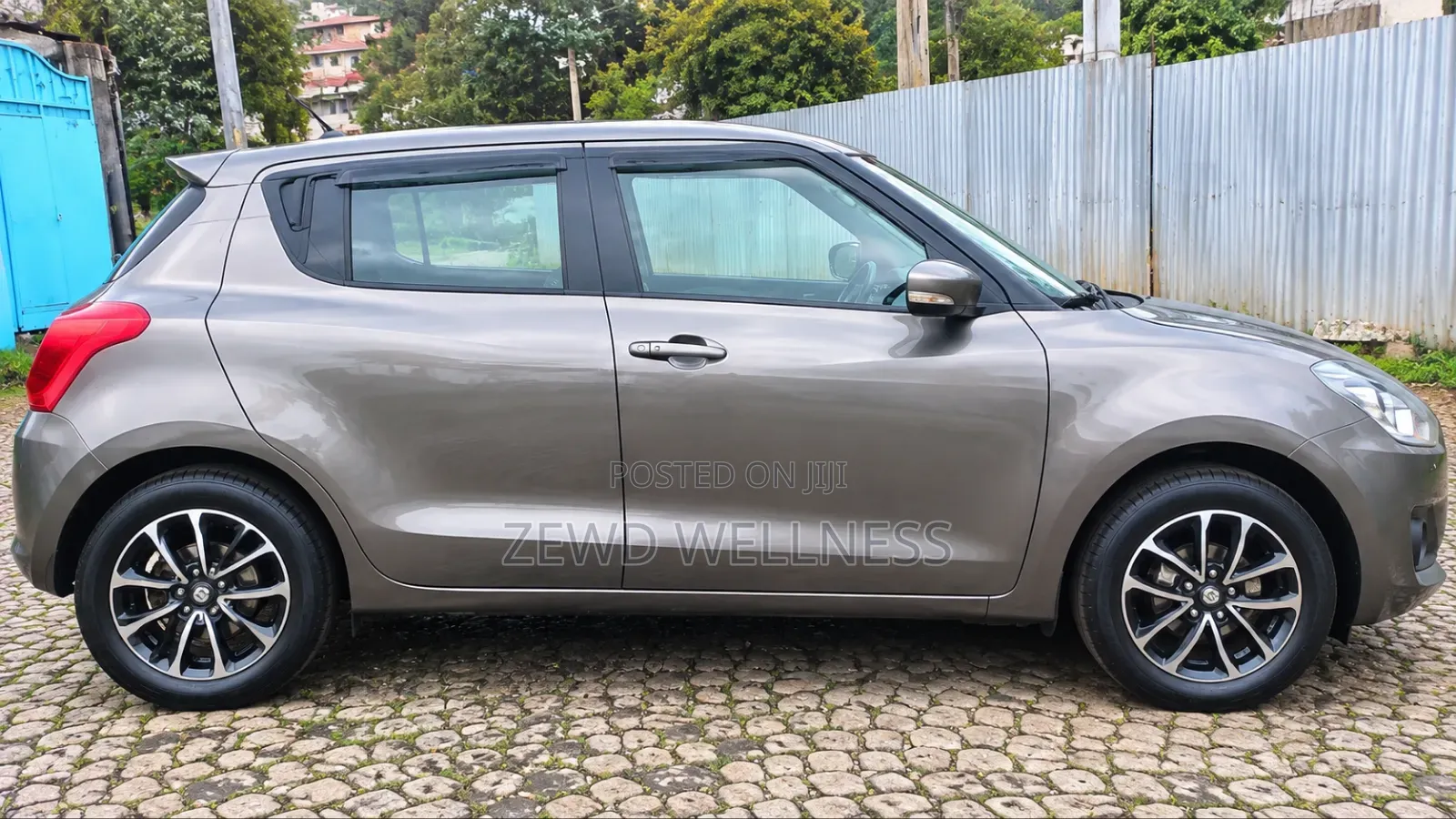 Suzuki Swift 2021 Gray