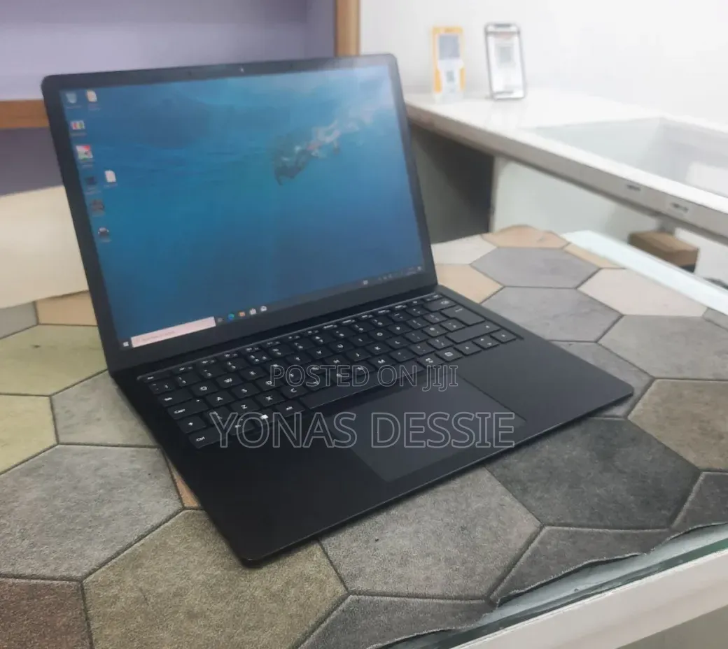 New Laptop Microsoft Surface Laptop 4 16GB Intel Core i7 SSD 512GB