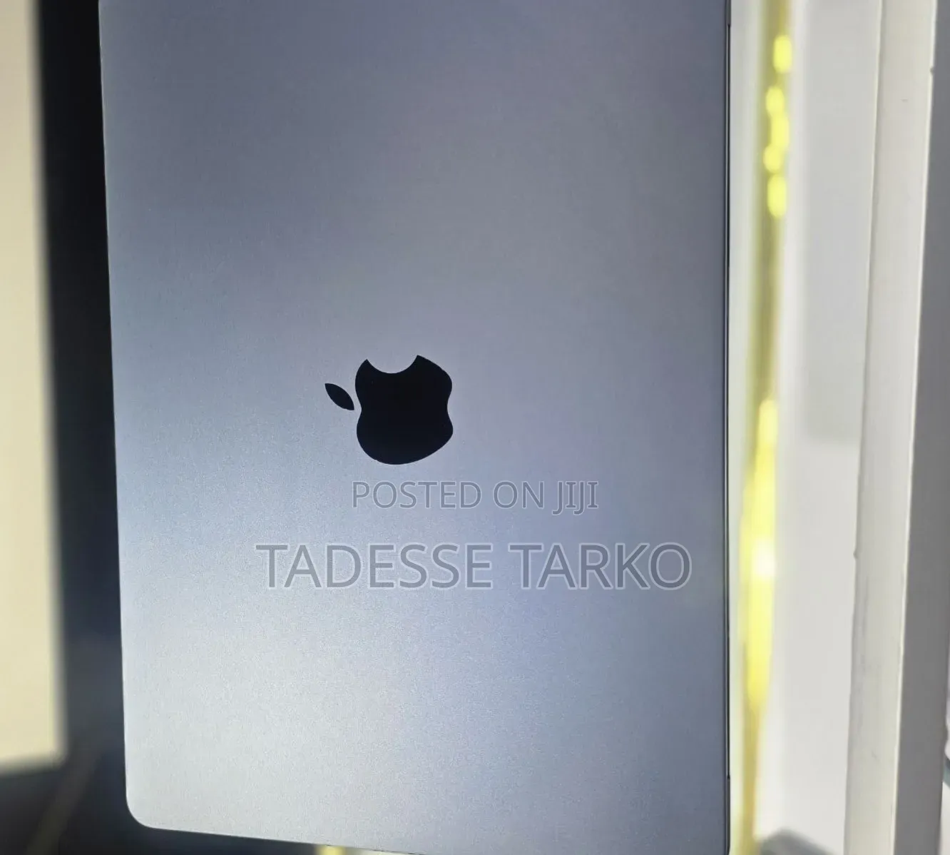 New Laptop Apple MacBook Air 2024 M3 8GB Apple M3 SSD 256GB