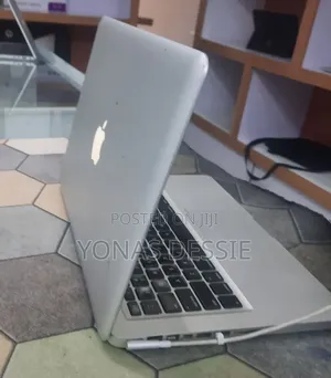 Laptop Apple MacBook Pro 2012 4GB Intel Core i5 HDD 500GB