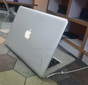 Laptop Apple MacBook Pro 2012 4GB Intel Core i5 HDD 500GB