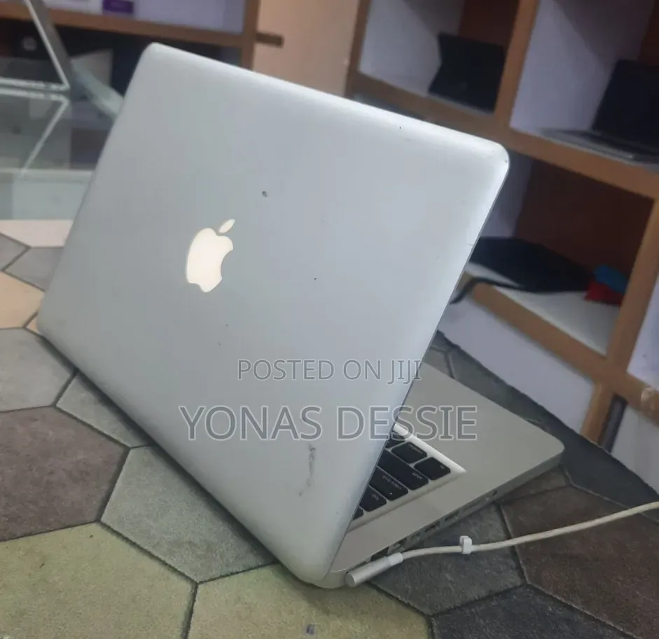 Laptop Apple MacBook Pro 2012 4GB Intel Core i5 HDD 500GB
