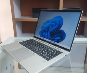 New Laptop HP EliteBook 840 G10 16GB Intel Core i7 SSD 512GB