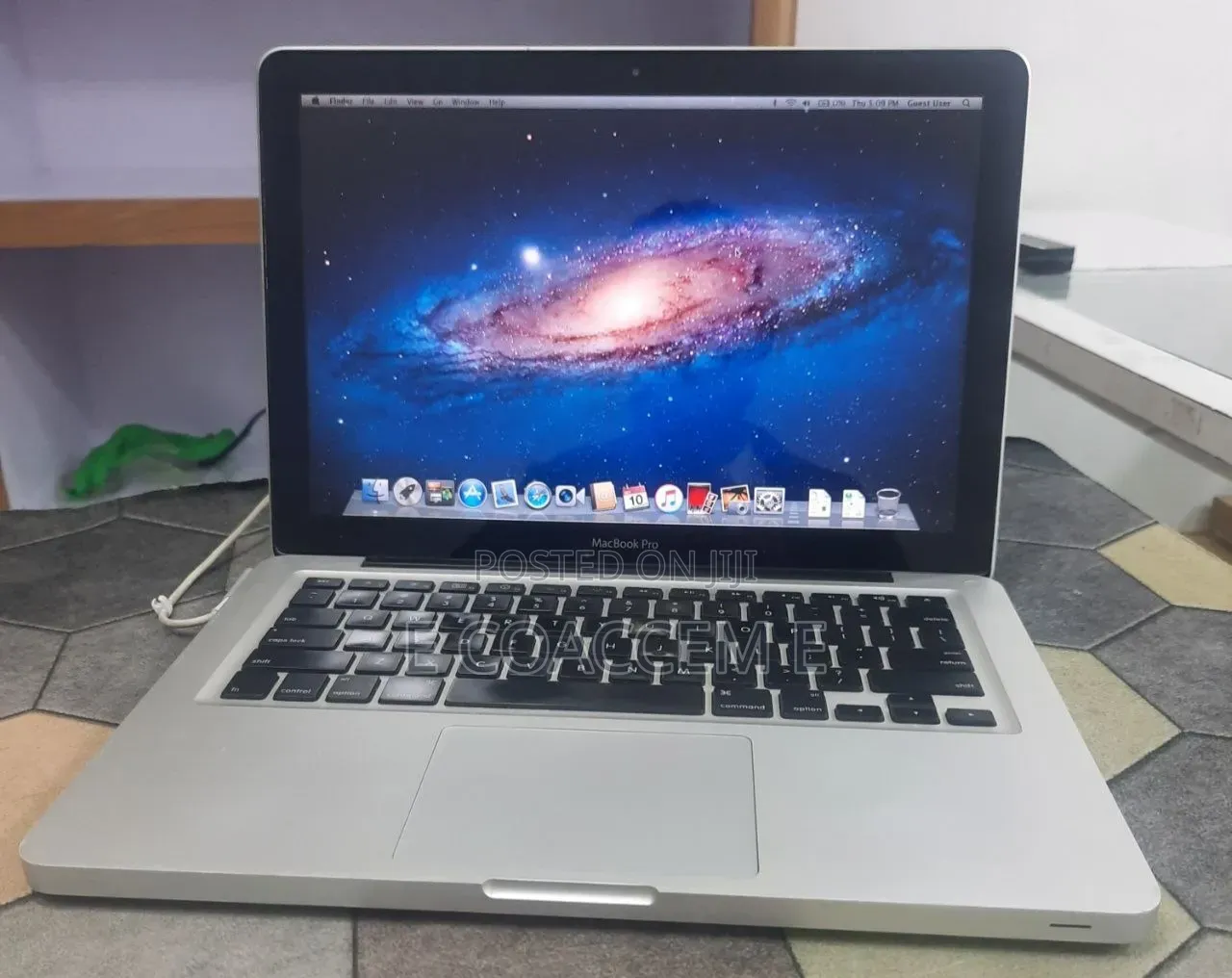 Laptop Apple MacBook 4GB HDD 500GB