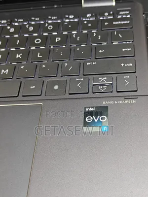 New Laptop HP Spectra 13 16GB Intel Core i7 SSD 1T