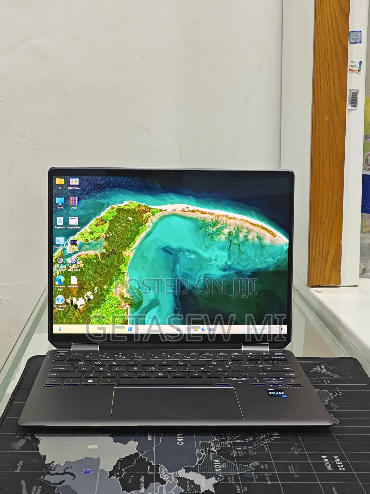 New Laptop HP Spectra 13 16GB Intel Core i7 SSD 1T