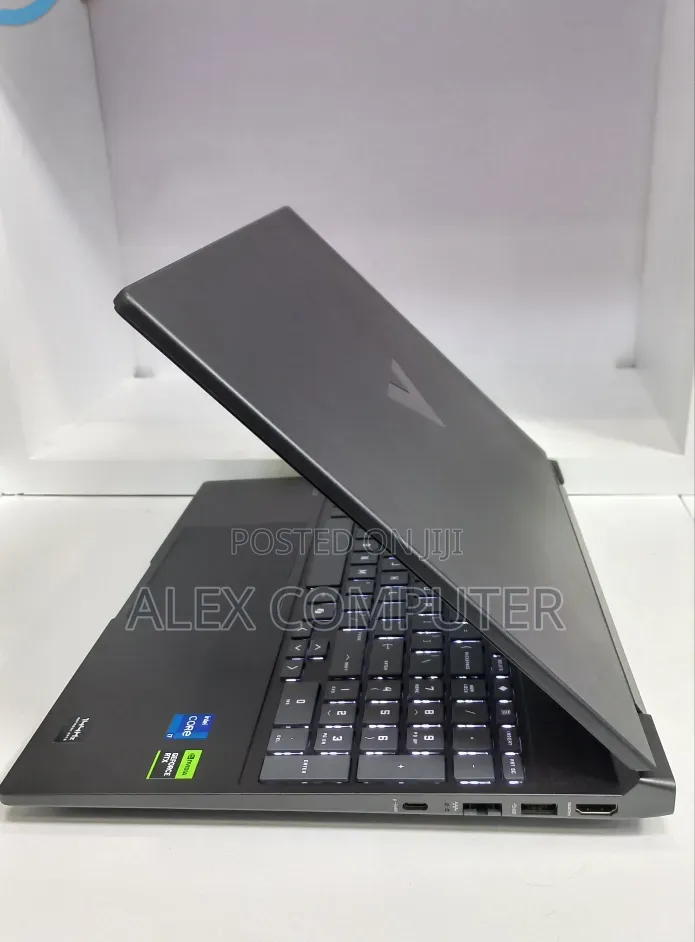 New Laptop HP Victus 16 16GB Intel Core i7 SSD 512GB