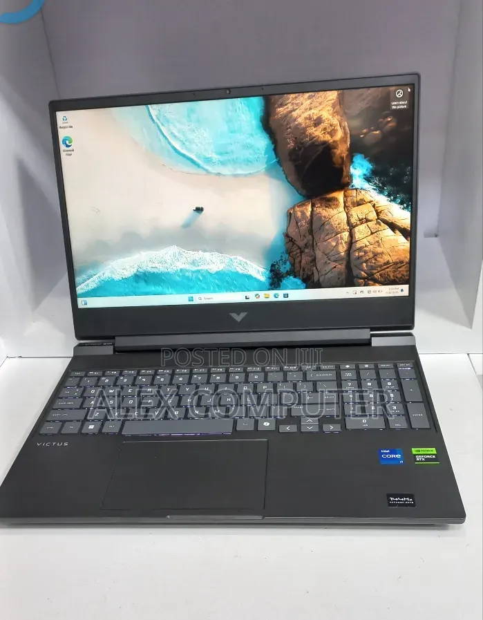 New Laptop HP Victus 16 16GB Intel Core i7 SSD 512GB