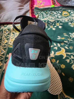 Running Shoe