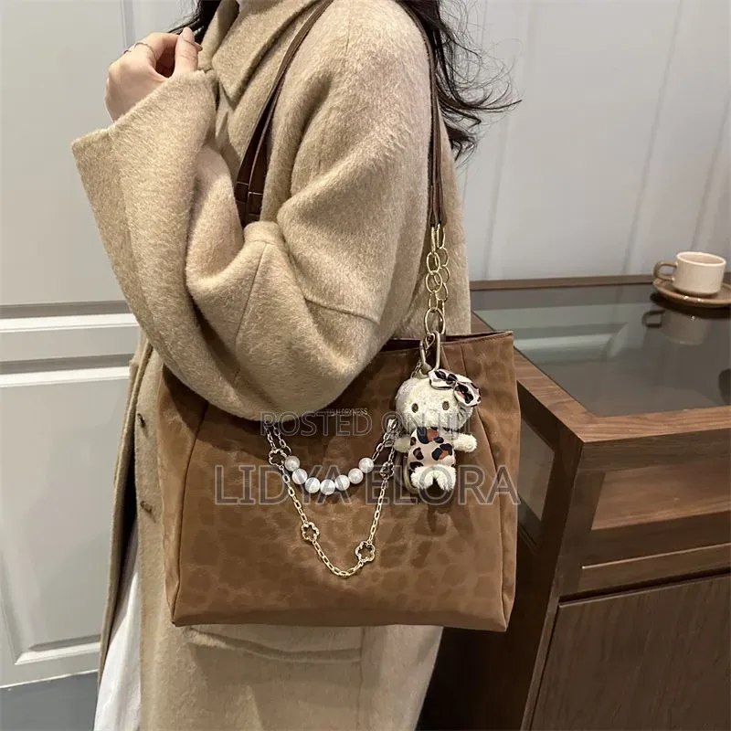 Shoulder Bags