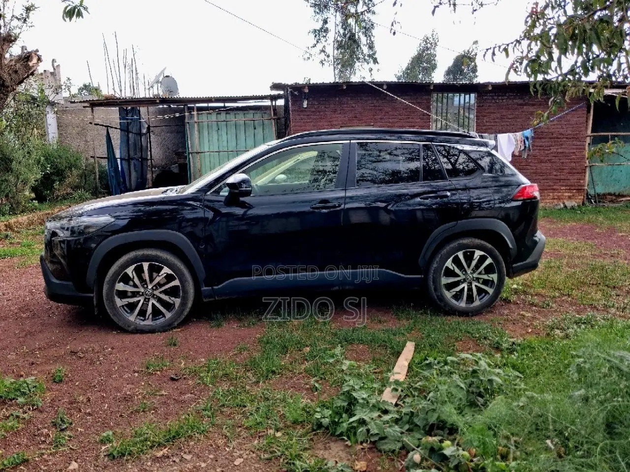 Toyota Corolla Cross L 2023 Black
