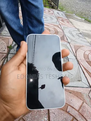 Apple iPhone 13 128 GB White