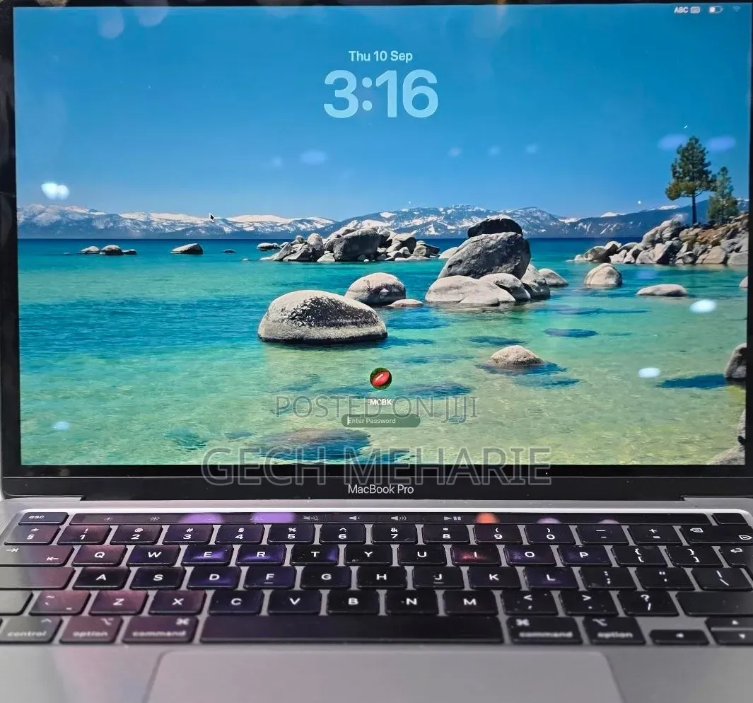 New Laptop Apple MacBook Pro 2020 M1 16GB Apple M1 SSD 1T