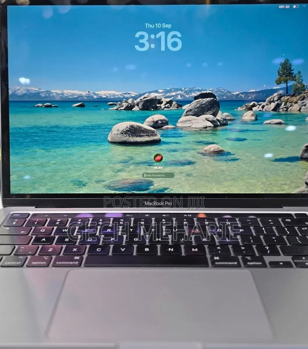 New Laptop Apple MacBook Pro 2020 M1 16GB Apple M1 SSD 1T