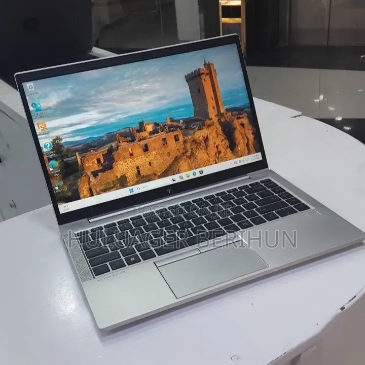 New Laptop HP EliteBook 845 G8 16GB AMD Ryzen 7 SSD 512GB
