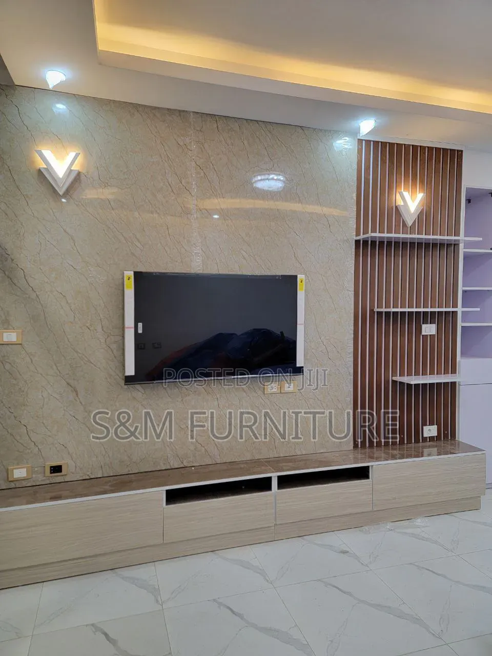 Composed TV Stand Priced Per Square Meter. ቲቪ ስታንድ በካሬ